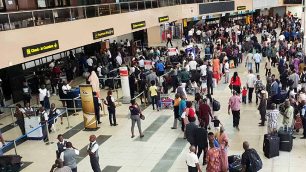 Lagos airport crowd