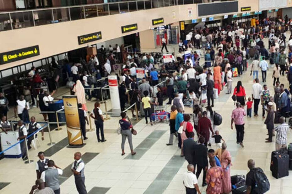 Lagos airport crowd